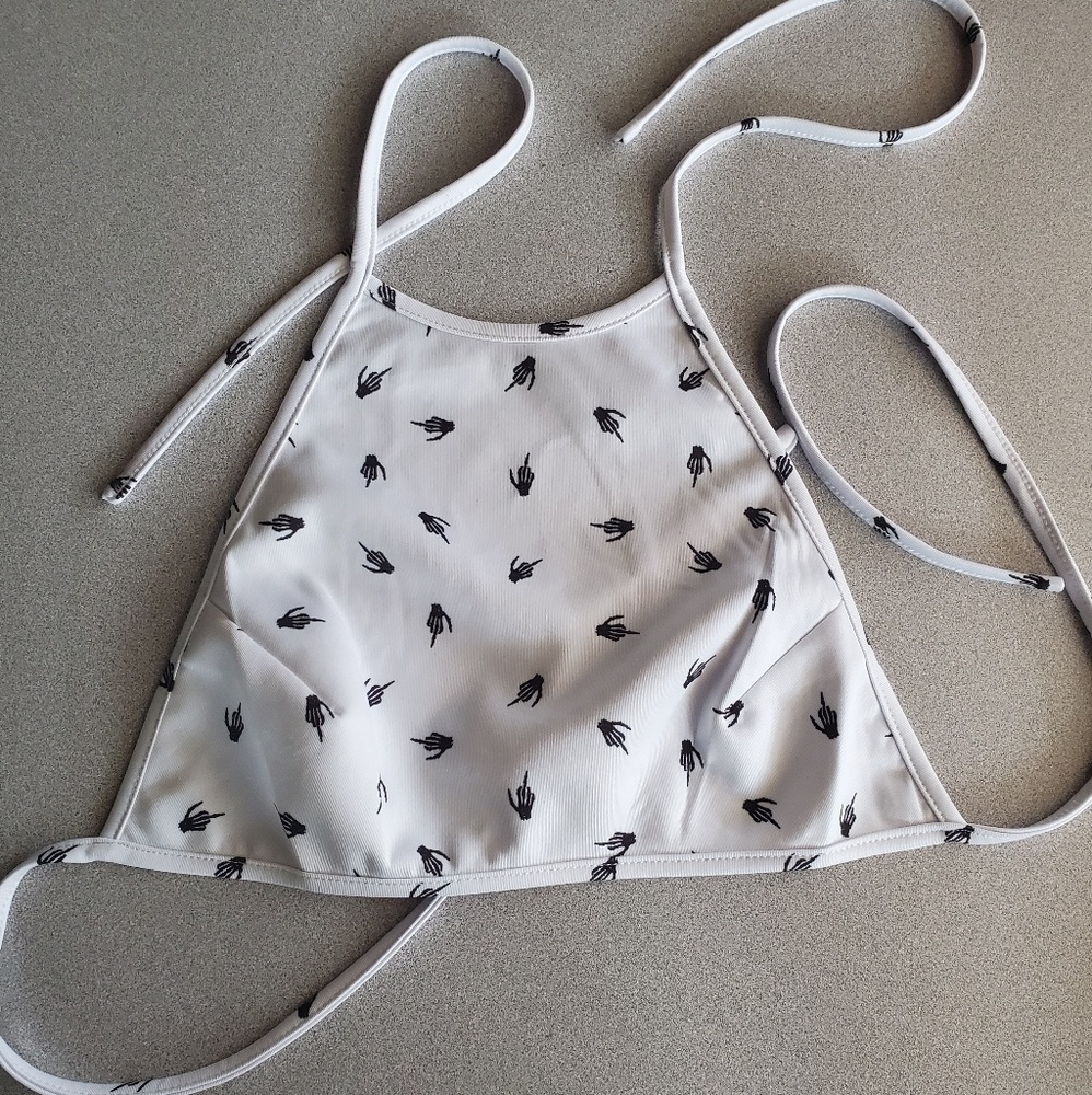CREEP STREET

F*CK OFF HALTER SET